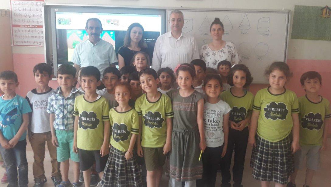 İlçe Milli Eğitim Müdürümüz Hacı Murat YANMAZ , Piri Reis İlkokuluna ziyarette bulunmuşlardır.