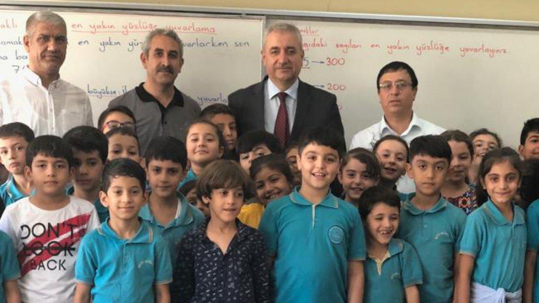 İlçe Milli Eğitim Müdürümüz Hacı Murat YANMAZ, Mete Has İlkokulu'nu ziyaret ettiler. 