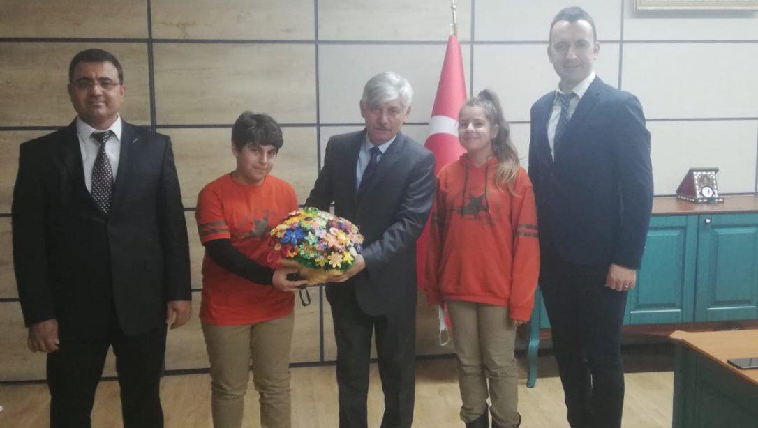 Güzelşehir Şehit Mahmut Tekke Ortaokulu ,  İl Mili Eğitim Müdürü Fevzi KURT' u Makamında Ziyaret Etti.