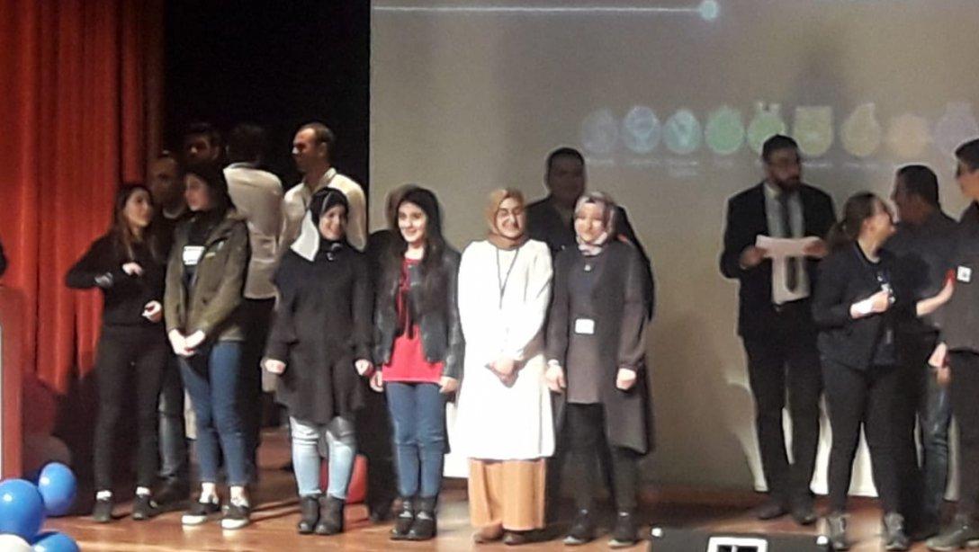 Milli İrade Kız Anadolu İmam Hatip Anadolu Lisesi Tübitak 2204 Liselerarası Araştırma Projeleri Yarışmasında Bölge Birincisi Olmuştur