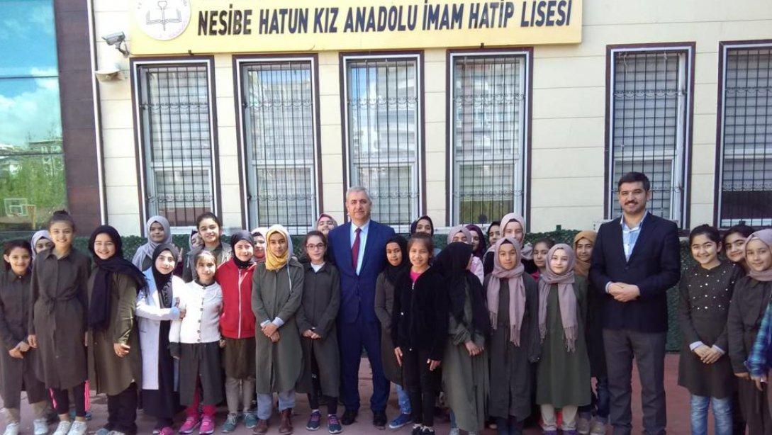 İlçe Milli Eğitim Müdürümüz Hacı Murat YANMAZ , Nesibe Hatun Kız Anadolu İmam Hatip Lisesine ziyarette bulunmuşlardır.