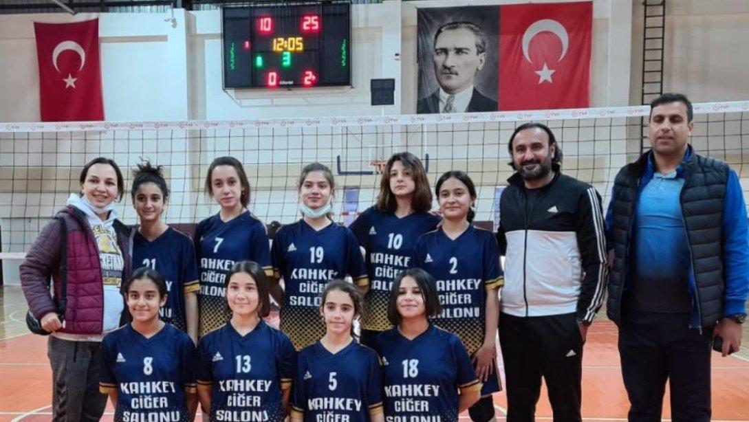 2021-2022 Okul Sporları Voleybol Yıldız Kızlar İl Birincisi Hacı Abdurrahman Özdemir Ortaokulu Oldu.