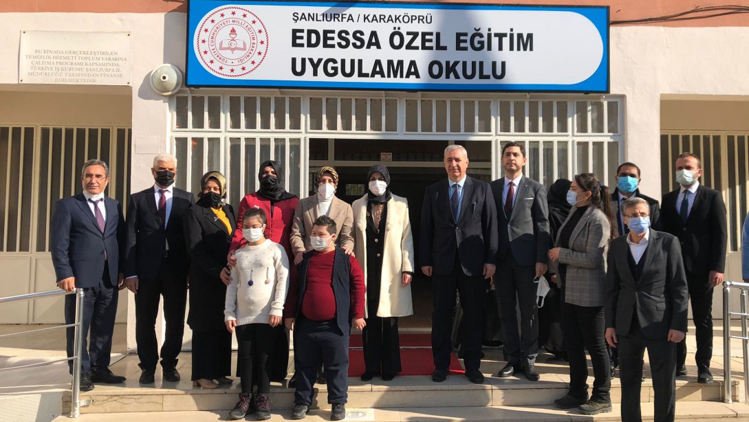Milli Eğitim Bakanımız Mahmut ÖZER'in eşi Nebahat ÖZER , Edessa Özel Eğitim Uygulama Okulu'nu Ziyaret Etti.