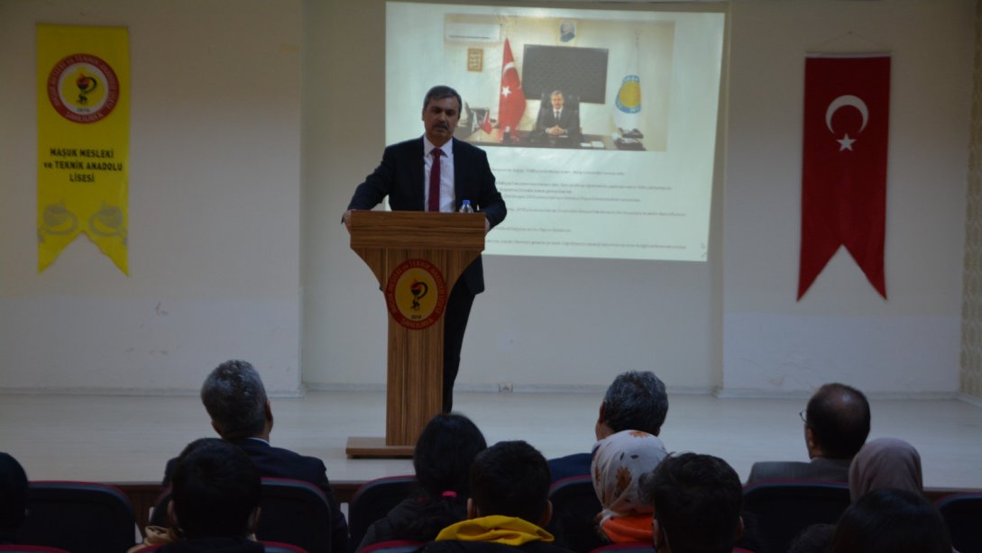 Maşuk Mesleki ve Teknik Anadolu Lisesi Öğrencilerine Değerler Eğitimi Kapsamında Seminer Verildi.